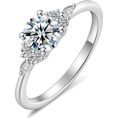 Olivie Strieborný prsteň MOISSANITE 9842
