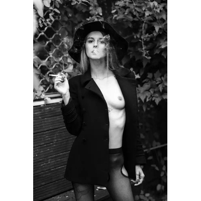 Fotografie - Blasko, Jan: Cigareta - reprodukce obrazu