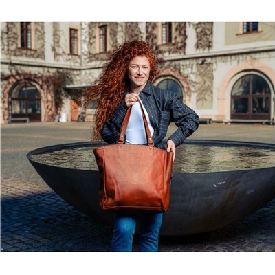 The Chesterfield Brand kožená shopper kabelka BERLIN C38.016031 koňak