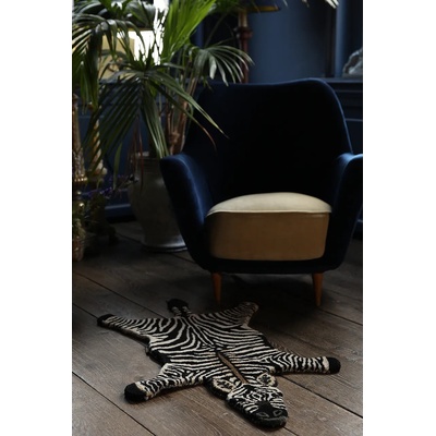 Doing Goods Вълнен килим Doing Goods Stripey Zebra 102 x 67 cm (1.45.10.073.900.3)