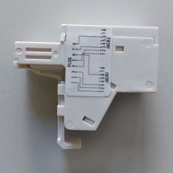 Rj45 сплитер с 1 мъжки към 2 женски порта (fa-982utp-4)