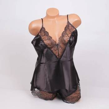 Image 1 of Макси сатенена пижама в черно с дантела