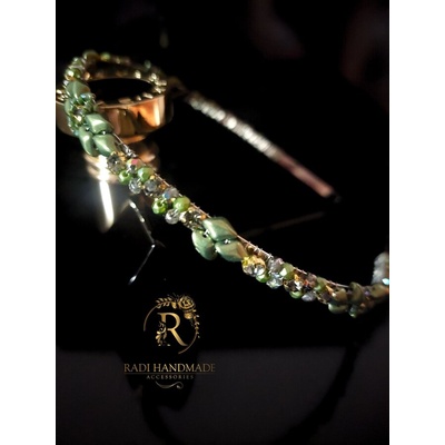 Radi handmade Дизайнерска диадема със зелени перли и кристали (892)