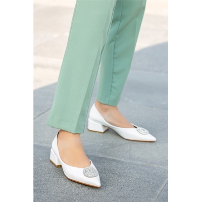 Moda Trend Дамски елегантни обувки с камъчета - Бели #362945 (362945_Бяло)