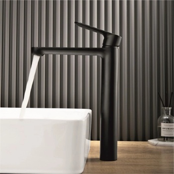 Inter Ceramic Смесител за умивалник icf 111321black