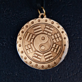 Amulet Symbols Symbol 35 Jin-jang s osmi triagramy