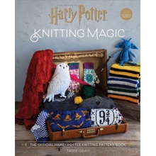 Harry Potter: Knitting Magic: The Official Harry Potter Knitting Pattern Book