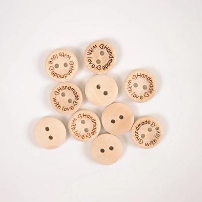 Dřevěné knoflíky Handmade 1,5 cm - balení 10 ks