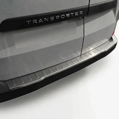 Omtec Leštený brúsený kryt hornej hrany zadného nárazníka VW T7 Transporter, Ford Tourneo Custom