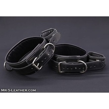 Mr. S Leather Locking Thigh to Wrist Restraints kožené putá na stehná a ruky
