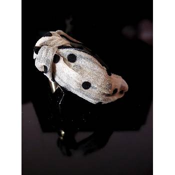 Radi handmade Диадема с възел от бежова коприна с кадифени черни точки (841)