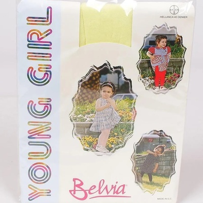 Детски чорапогащник в жълто с цветя