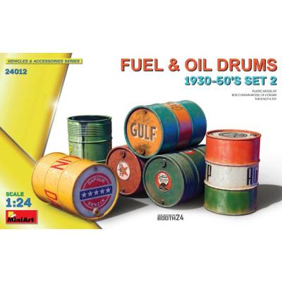 Miniart Fuel & Oil Drums 1930-50's Set 2 1:24