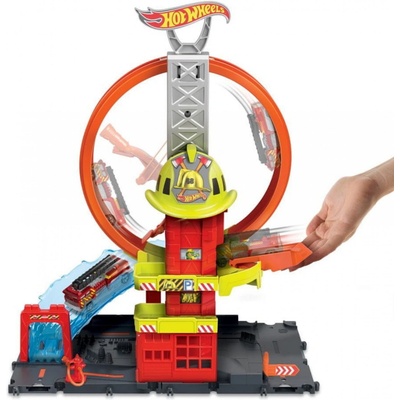 Mattel Hot Wheels City super hasičská stanice se smyčkou HKX41