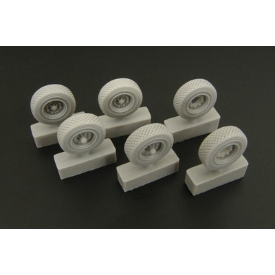 Dragon Hauler Chevrolet wheels resin wheels for kit 1:72
