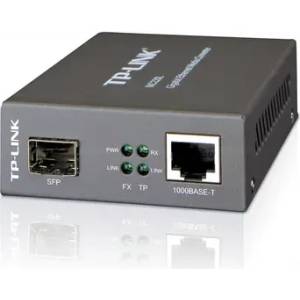 TP-Link Конвертор TP-LINK MC220L, 10/100/1000Mbps RJ45 към 1000Mbps SFP слот (MC220L)