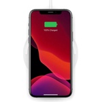 Belkin Boost Charge Wireless Charging Pad 10W + QC 3.0 Wall Charger + Cable - поставка (пад) за безжично захранване за Apple, Samsung, LG, Sony и други QI съвместими устройства (бял)