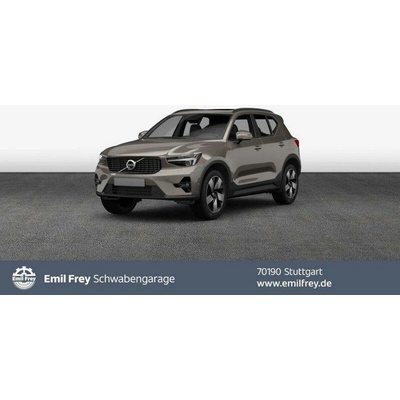 Volvo XC40 B3 Plus DKG Plus Dark 120 kW