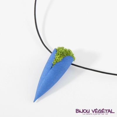Živé šperky - Náhrdelník Tulipán modrý s lišejníkem