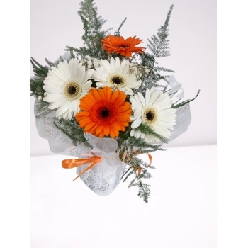 БУКЕТ ОТ ЦВЕТНИ ГЕРБЕРИ В ПИАФЛОРА