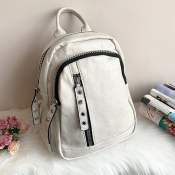 Image 1 of Бежова Кожена Раница - Модел s38010