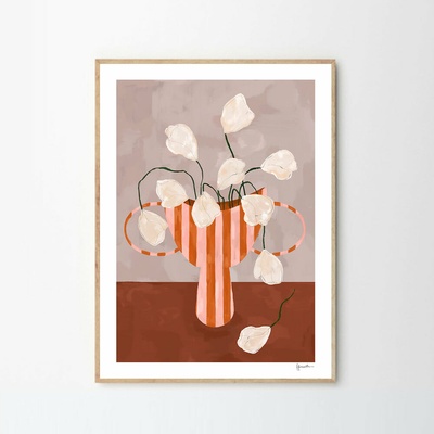 Moikka Plagát White Flowers in Striped Vase by Frankie Penwill 50x70