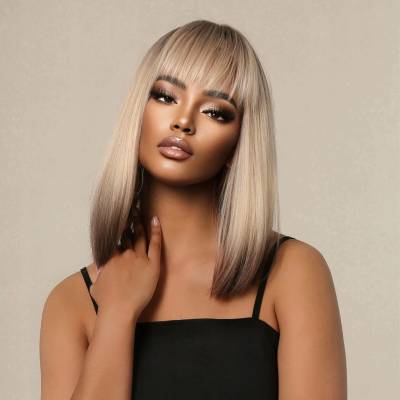 BWR Paruka krátké syntetické blond vlasy