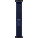 Apple Watch 49 mm modrý Trailový ťah M/L vyhotovenie z čierneho titánu MYQ83ZM/A