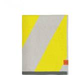 Mette Ditmer Жълта хавлиена кърпа от органичен памук от тери 70x133 cm Diagonal - Mette Ditmer Denmark (DIATWL30)