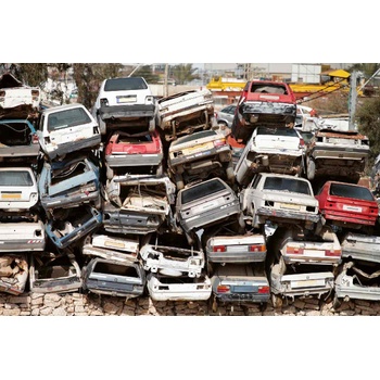 DIMEX ART s. r. o Флизелинов фототапет сметище на автомобили 375 x 250 см