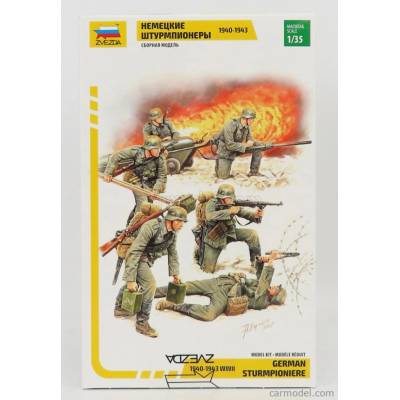 Zvezda Figures German Soldiers Sturmpioniere 1940 1:35