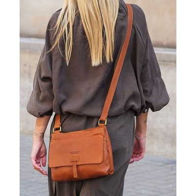 Marco Mazzini dámska kožená messenger crossbody kabelka koňaková hnedá