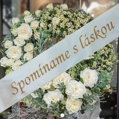 Stuha smútočná SPOMÍNAME S LÁSKOU strieborná so zlatým písmom 4 cm / 170 cm