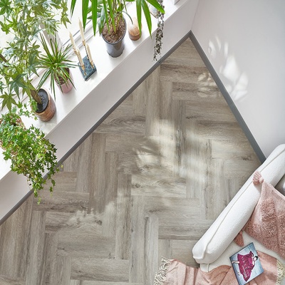 Arbiton Amaron Herringbone click Dub Medicci CA 177 1,402 m²