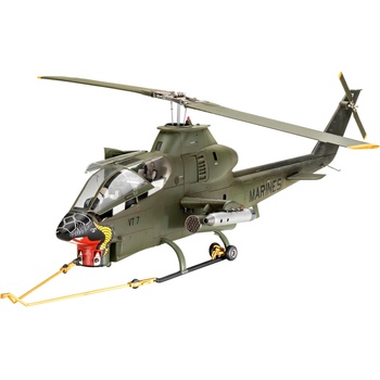 Revell Сглобяем модел Revell Военен хеликоптер Bell AH-1G Cobra (1: 32) (03821)