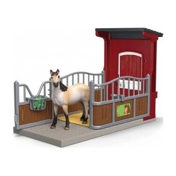 Schleich Box with a Mustang mare