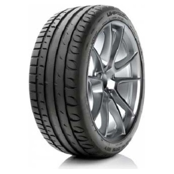 Kormoran UHP 215/45 R17 87W