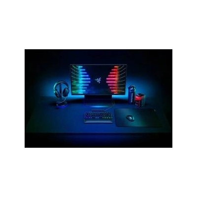 Razer Strider mouse pad - large