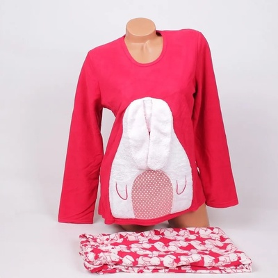 Поларена пижама в червен цвят със зайче