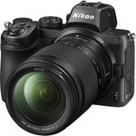 Nikon Z5 + 24-200mm f/4-6.3 VR (VOA040K004) Цифрови фотоапарати