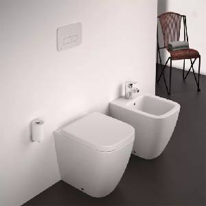Ideal Standard Стояща тоалетна чиния Ideal Standard i. life S безрингова гланцово бяло (T459401)
