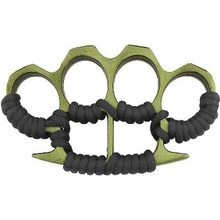Benchmade Boxer na ruku Choppers paracord II.