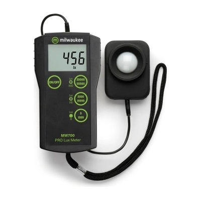 Milwaukee lux meter MW700 - електронен лукс метър за измерване на светлина