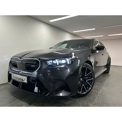 BMW M5 Touring xDrive 535 kW