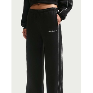 NIKE Спортно долнище w nk stdo flc mw mr scallop wl (iq3170-001)