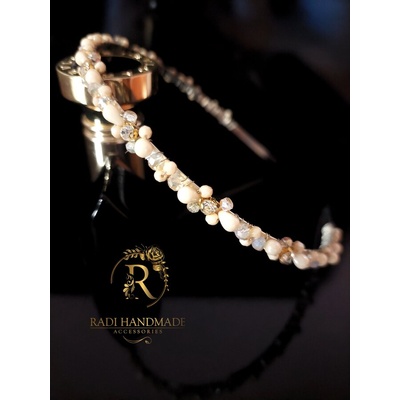 Radi handmade Официална диадема с перли екрю и кристали (665)