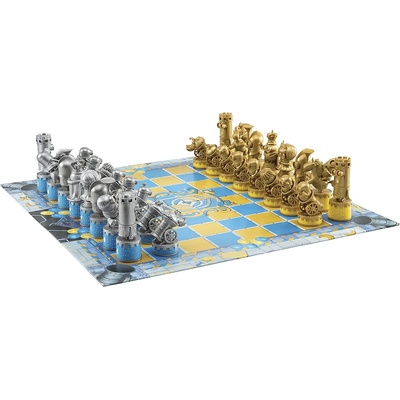 Noble Collection Шах The Noble Collection - Minions Medieval Mayhem Chess Set