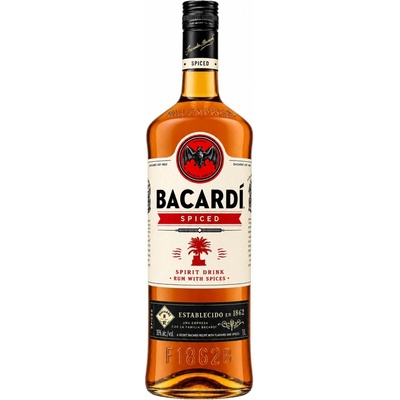 Bacardi Spiced 35% 1 l (holá láhev)