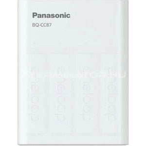 Panasonic Комплект Panasonic Smartplus USB + 4 x AA Eneloop 2000 mAh акумулаторни батерии (K-KJ87MCD40USB) (K-KJ87MCD40USB) Зарядно за батерии