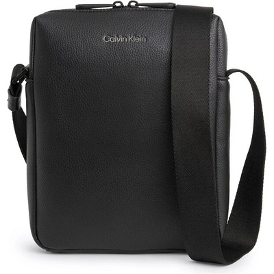 Calvin Klein crossbody taška Must Reporter